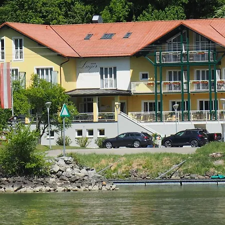 Gasthof-pension Luger Hotell 4*