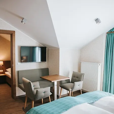 Gasthof-pension Luger Wesenufer