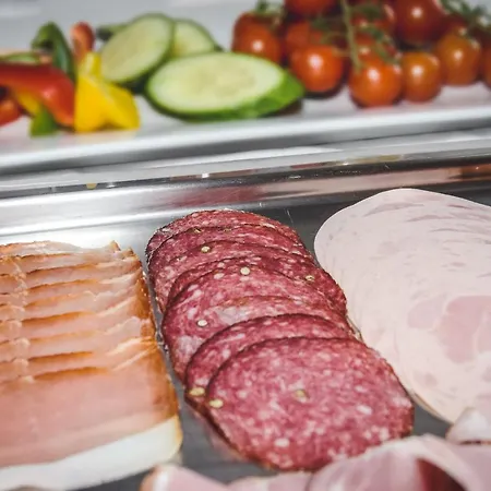 Gasthof-pension Luger Hotel