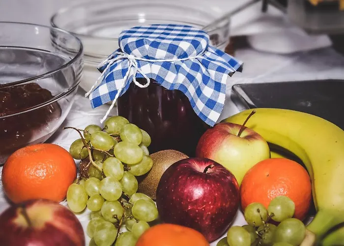 Otel Gasthof-pension Luger Wesenufer