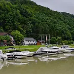 Gasthof-pension Luger 4* Wesenufer