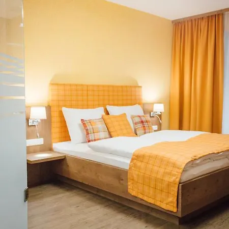 Gasthof-pension Luger Wesenufer